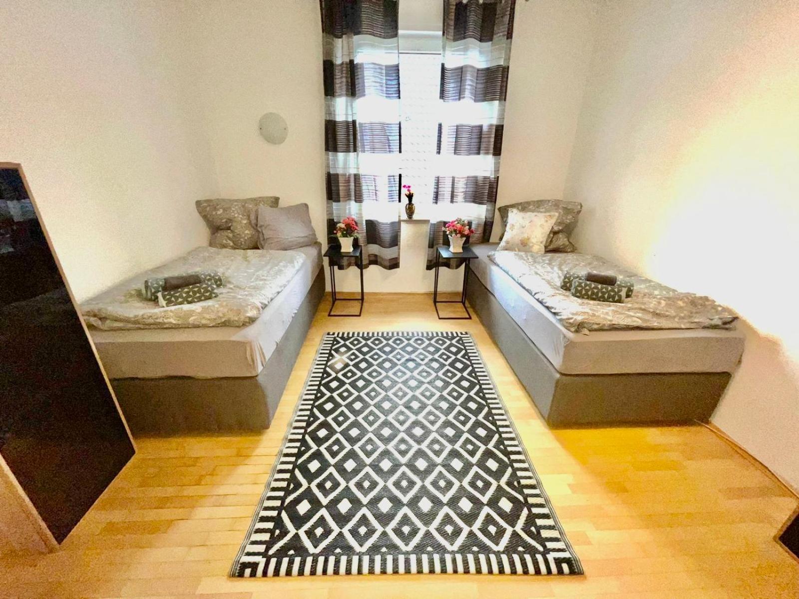 Kobyhome Apartment Enger Extérieur photo